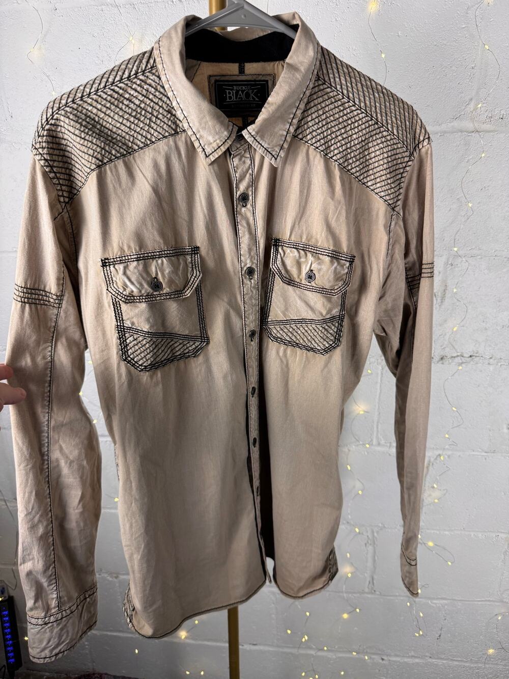 Buckle Black Men’s L Athletic Fit Distressed Button Up Shirt Contrast Stitch